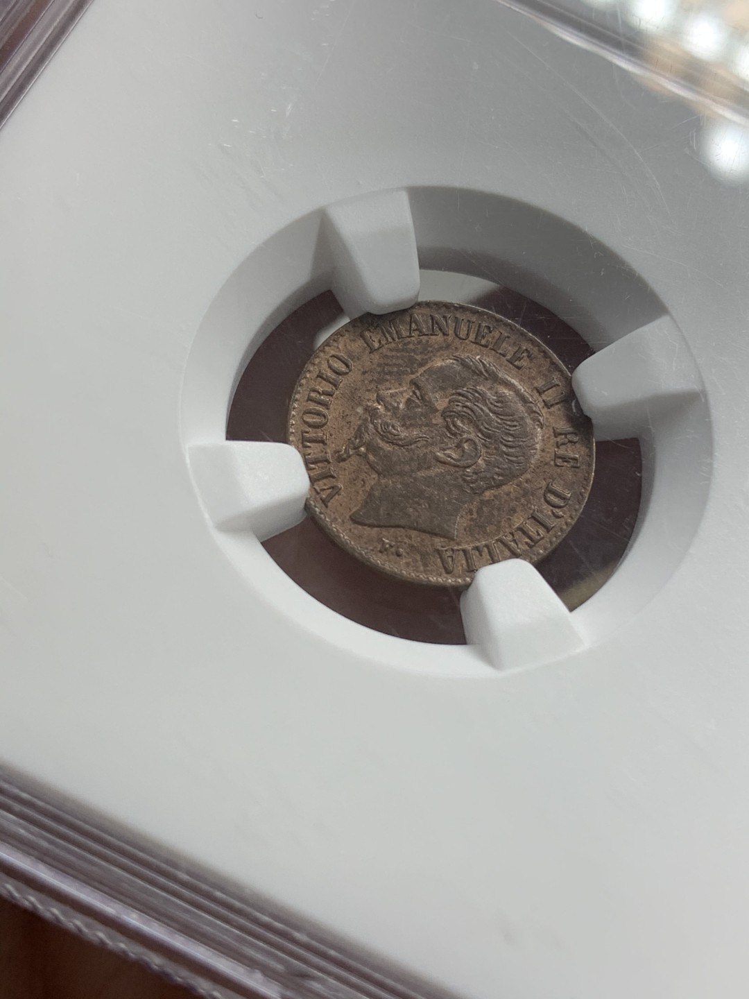 《竞宝斋》第71场-本周日，周一2场连拍（全场不限金额包邮） NGC-AU58 BN 意大利1867年艾曼努尔二世一分铜币