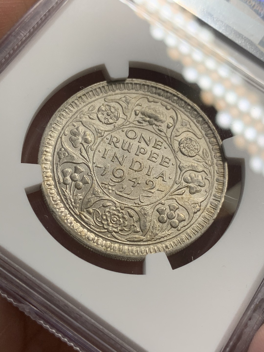 《竞宝斋》第71场-本周日，周一2场连拍（全场不限金额包邮） NGC-MS62 印度 1942-B年 乔六 1卢比 原光好品 银币