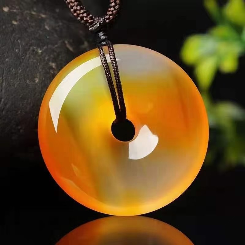 天然巴西玛瑙橘红色平安扣吊坠卡30mm