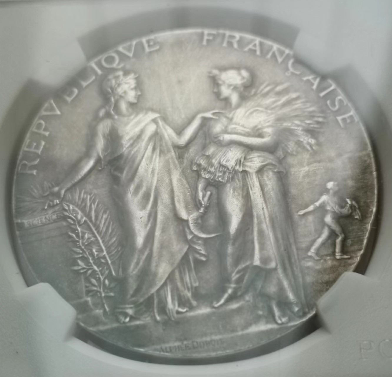 瓶子🏺第46期拍卖会 法国19世纪早期农业部农业女神银章