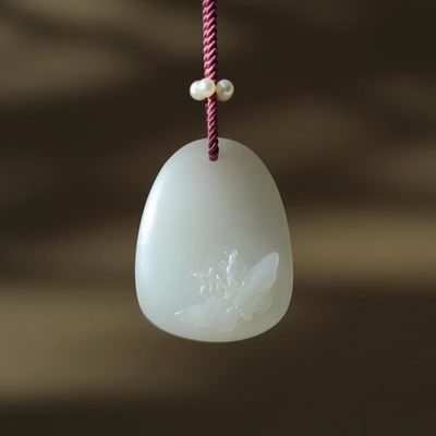 天然和田玉吊坠天然新疆白玉蝴蝶雕件天然玉石精工细作挂件 - 天然和田玉吊坠天然新疆白玉蝴蝶雕件天然玉石精工细作挂件
