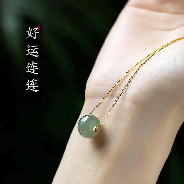 天然和田玉转运珠吊坠项链女简约时尚气质锁骨链