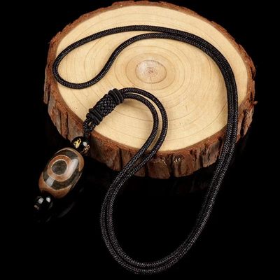 绿色三眼天珠16*23mm 绳长68mm - 绿色三眼天珠16*23mm 绳长68mm
