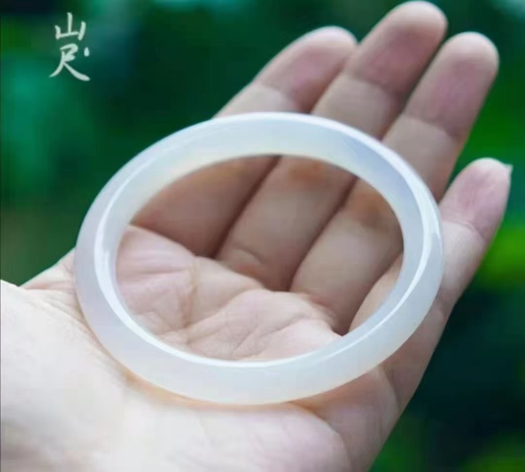 天然巴西冰种玛瑙荔枝冻手镯，60mm圈口