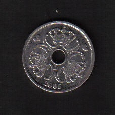 丹麦2005年2克朗 带孔 实物图      