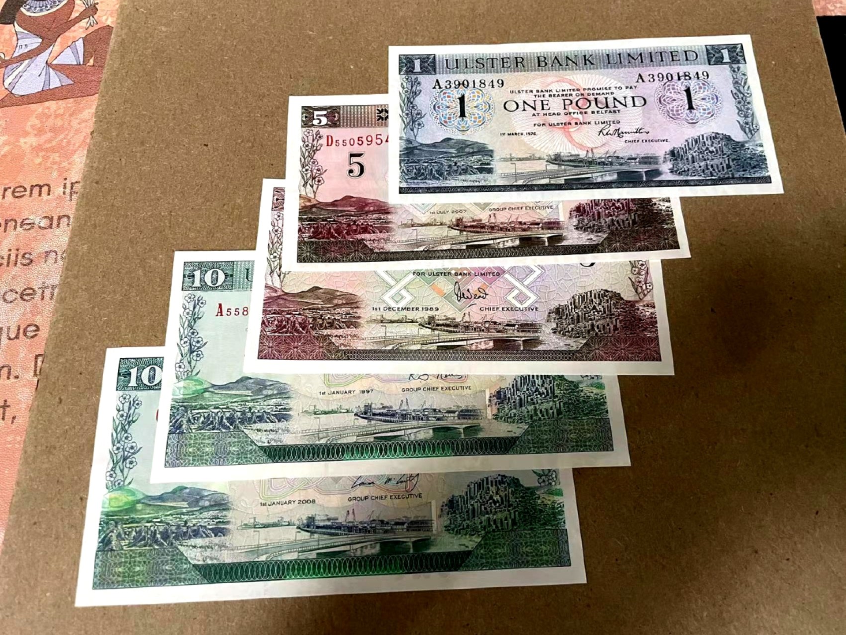 新纪元！【Blue Auction】✨世界纸币精拍第201期【精】   【一组5张】北爱尔兰 早期 1-5-10镑 UNC（部分有轻微印子）