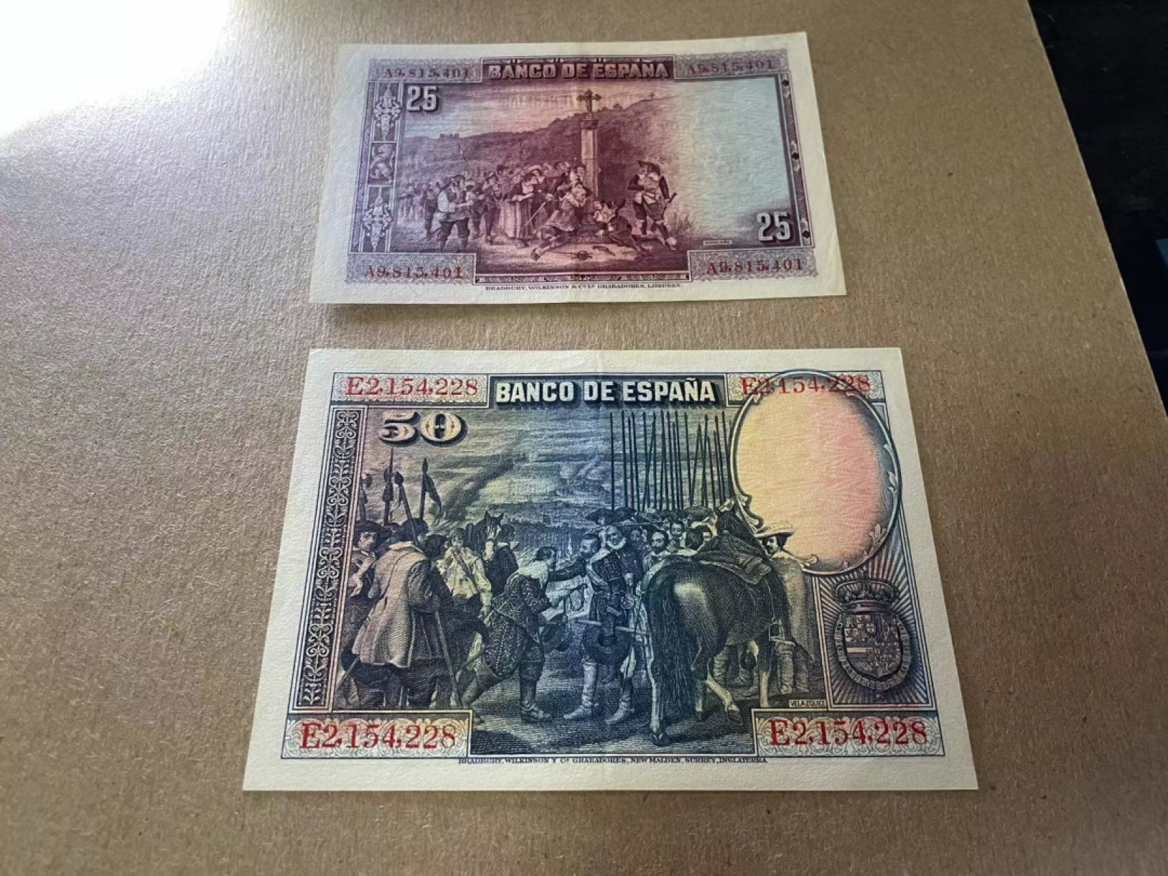 新纪元！【Blue Auction】✨世界纸币精拍第201期【精】   【一组5张】西班牙 1928年25-1000比塞塔 品相如图 BWC出品 大方块 