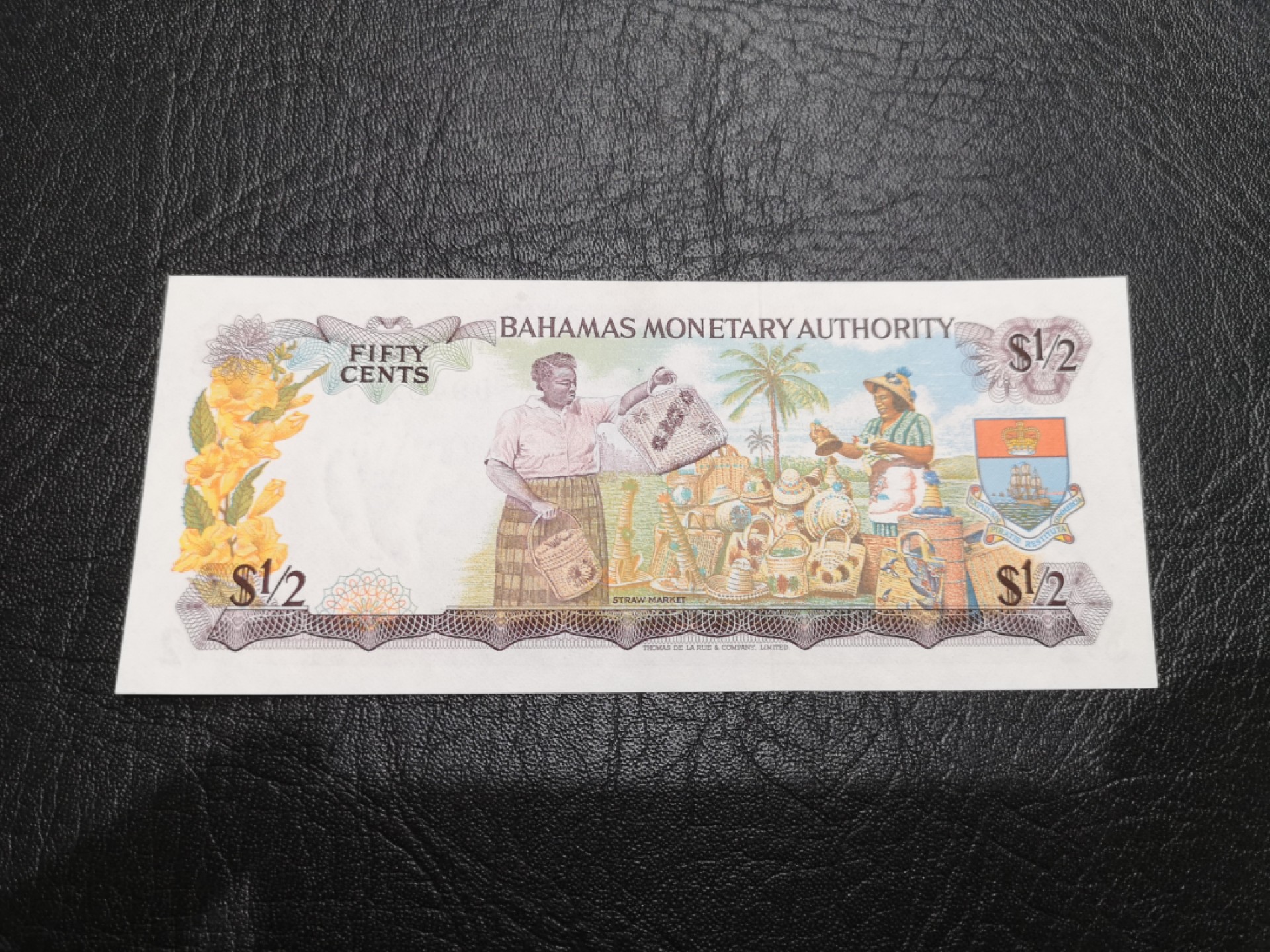 《外钞收藏家》第一百八十七期（本期71件） 1968年巴哈马1/2刀 全新UNC