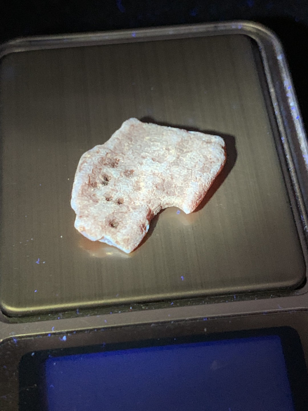 天然蜜蜡小原石一块，