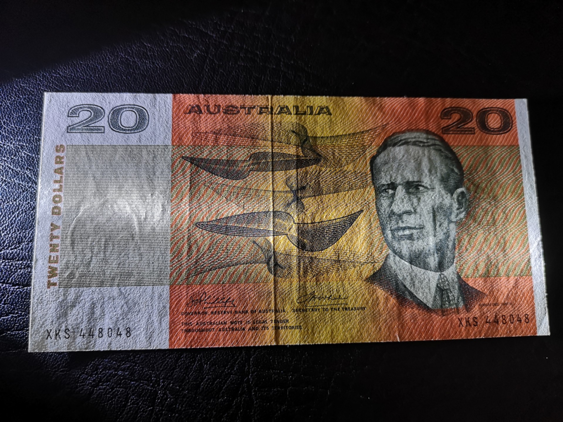 《外钞收藏家》第一百八十七期（本期71件） 澳大利亚20镑 AU品相 