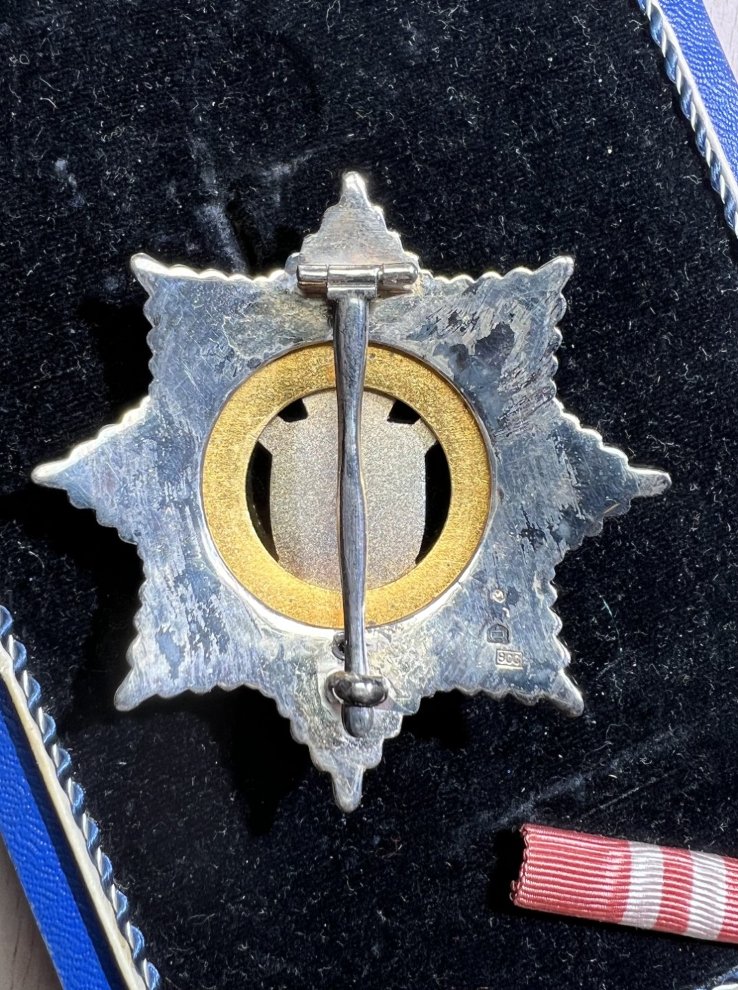 大猫徽章拍卖第196期 南斯拉夫2级军事功勋勋章 原盒 银质好品