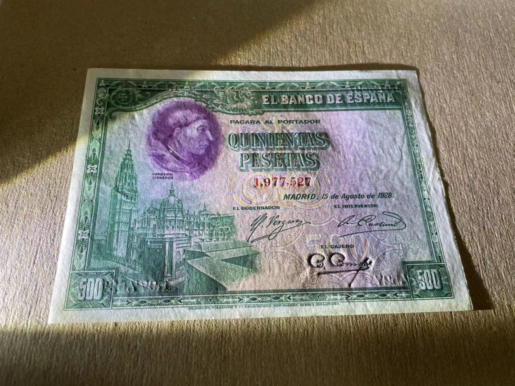 新纪元！【Blue Auction】✨世界纸币精拍第201期【精】   【一组5张】西班牙 1928年25-1000比塞塔 品相如图 BWC出品 大方块 