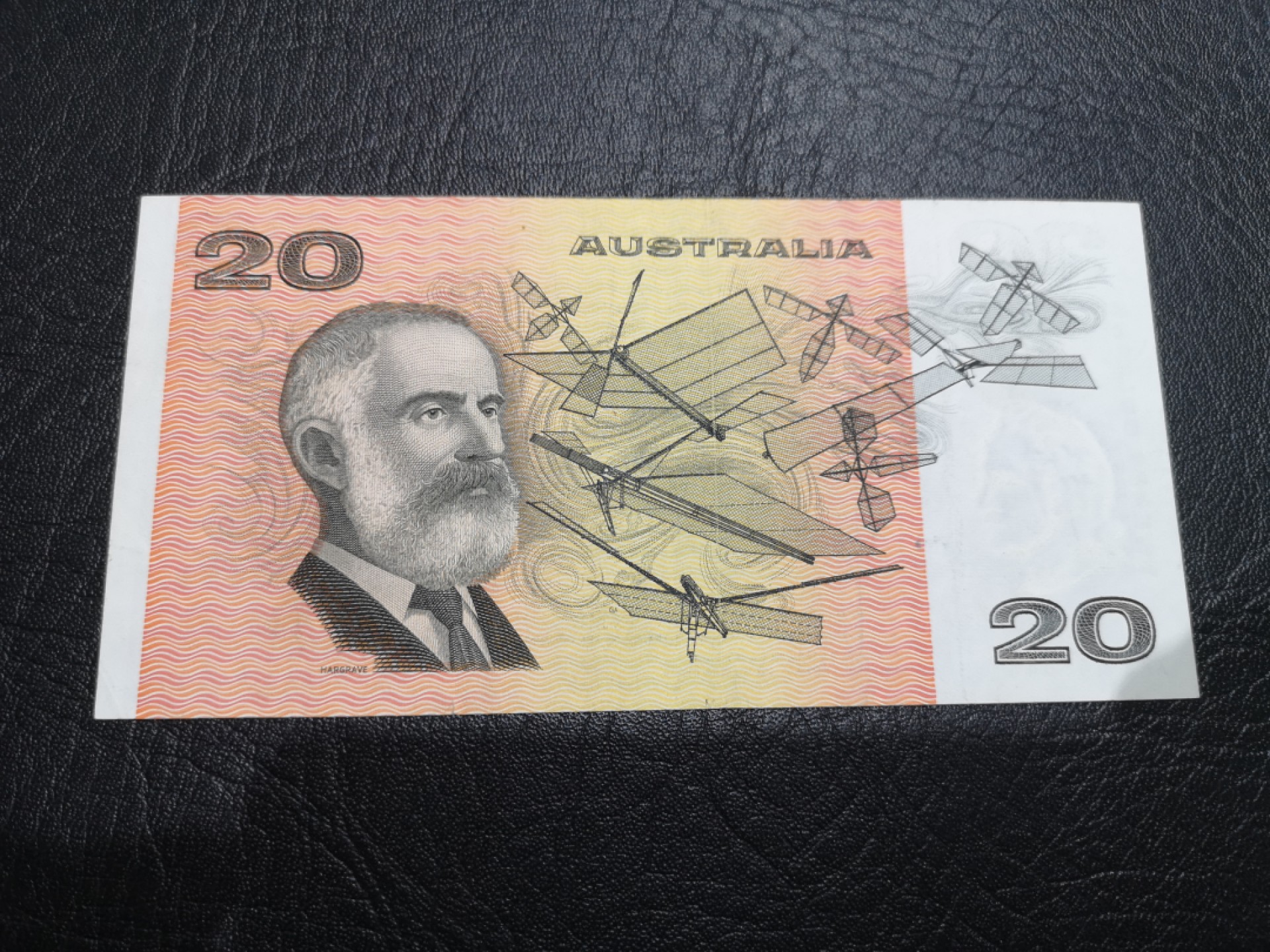 《外钞收藏家》第一百八十七期（本期71件） 澳大利亚20镑 AU品相 