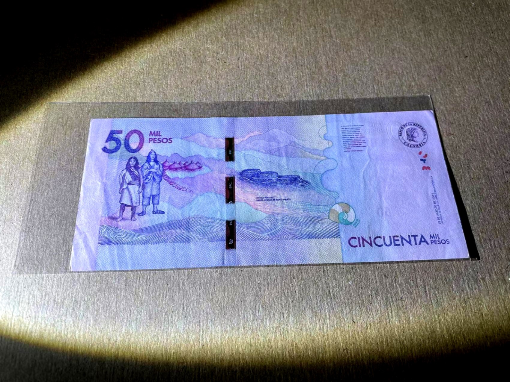 新纪元！【Blue Auction】✨世界纸币精拍第201期【精】   【一组4张】希腊、埃及、哥伦比亚、塞拉利昂纸币一组 3张全新UNC（哥伦比亚品相如图）