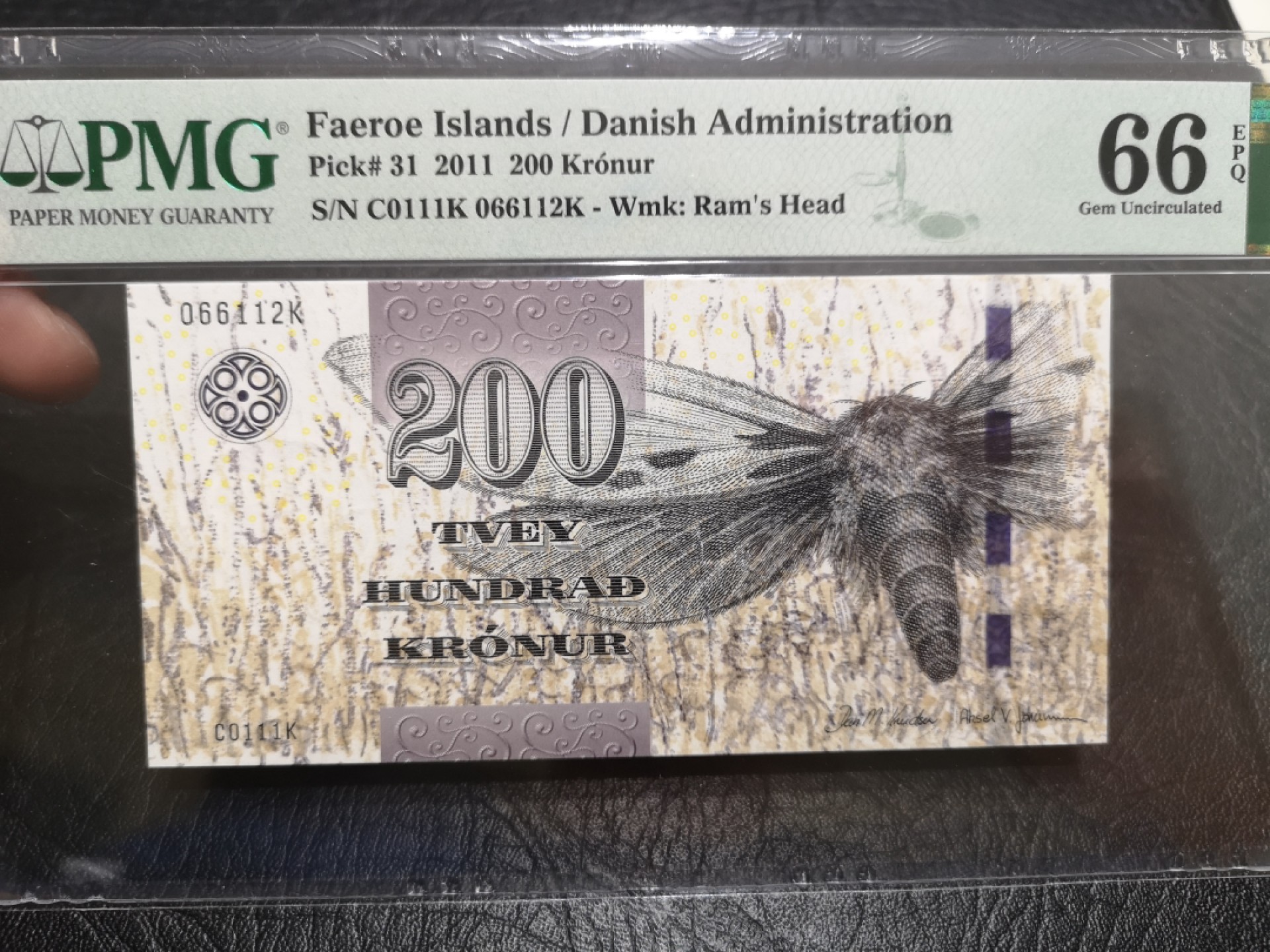 《外钞收藏家》第一百八十七期（本期71件） 2011年法罗群岛200克朗 PMG66 无47