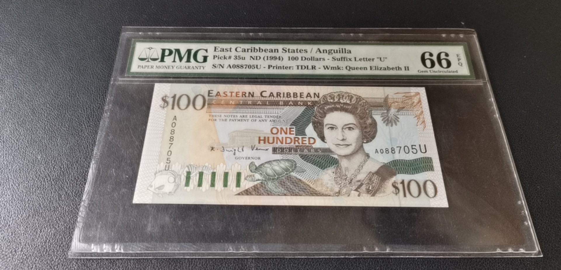 新纪元！【Blue Auction】✨世界纸币精拍第201期【精】   东加勒比 1994年100元 PMG66EPQ  p35u女王