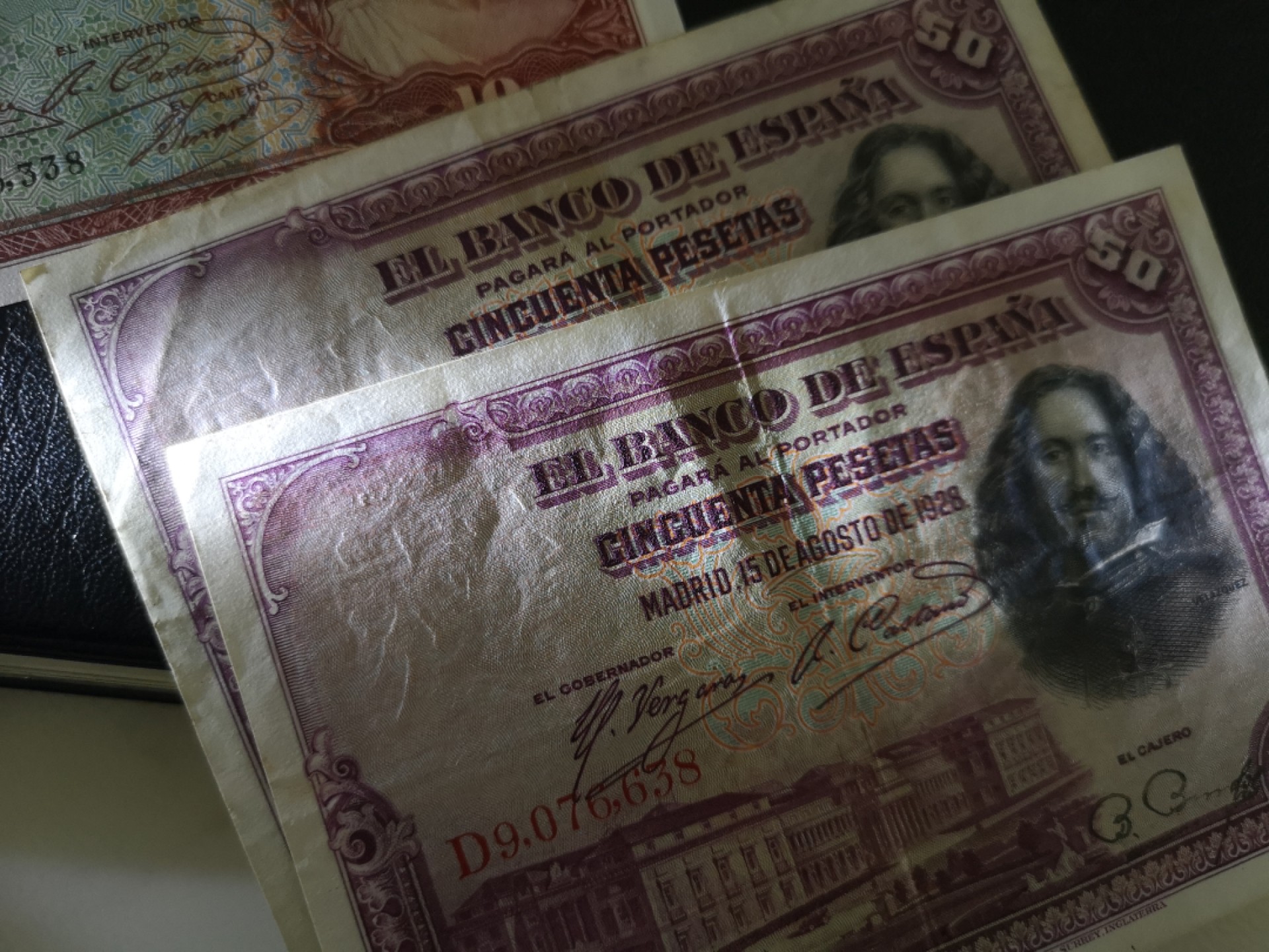 《外钞收藏家》第一百八十七期（本期71件） 西班牙多个面额 9张 品相如图