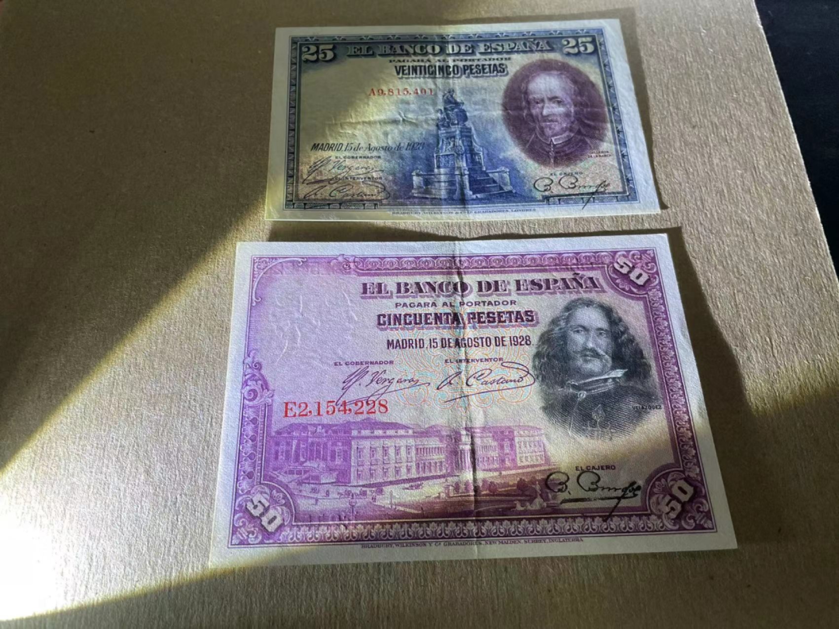 新纪元！【Blue Auction】✨世界纸币精拍第201期【精】   【一组5张】西班牙 1928年25-1000比塞塔 品相如图 BWC出品 大方块 