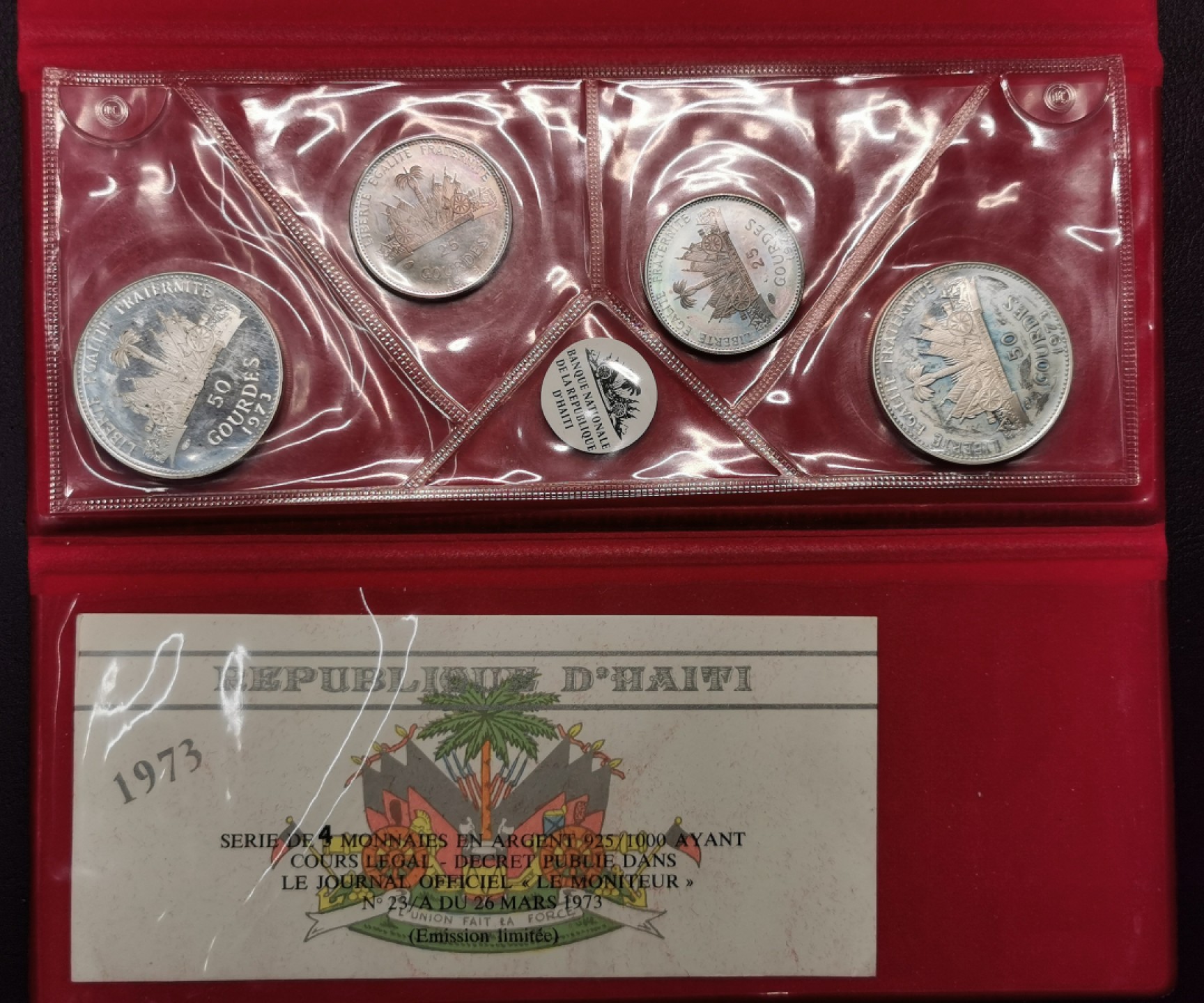 凡希社世界钱币微拍第二百零四期 1973海地PS大钱包 自然氧化品相极佳！