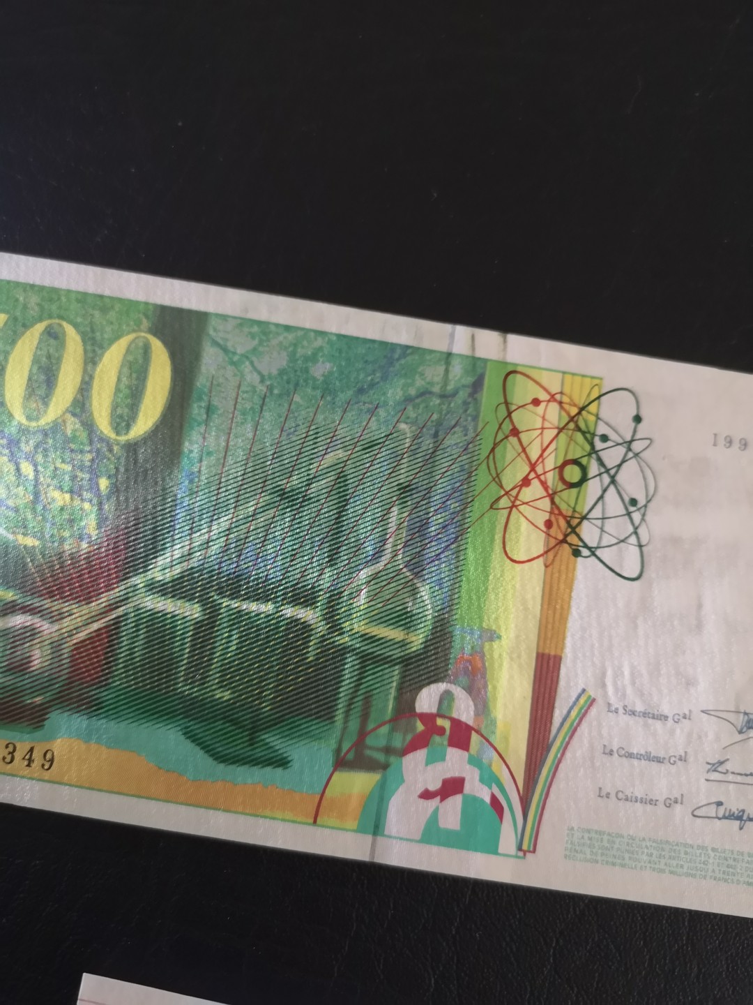 《外钞收藏家》第一百八十七期（本期71件） 法国末版200、500法郎 AU+品相