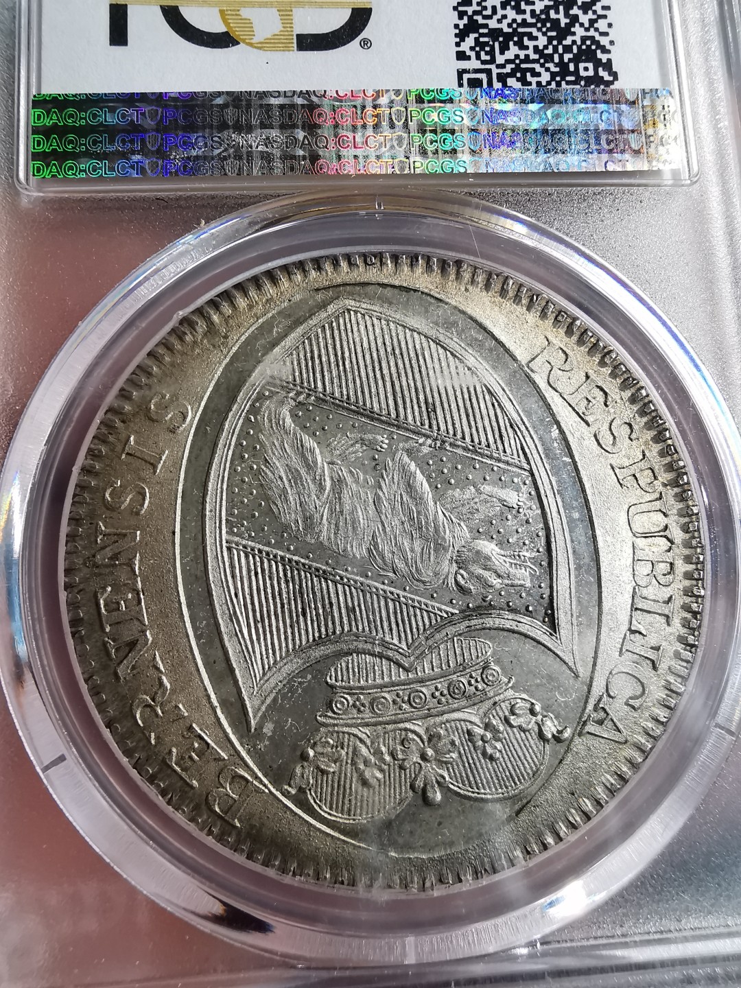 凡希社世界钱币微拍第二百零四期 稀！1798瑞士伯尔尼熊泰勒大银PCGS-MS64+枪蓝色包浆实物绝美！