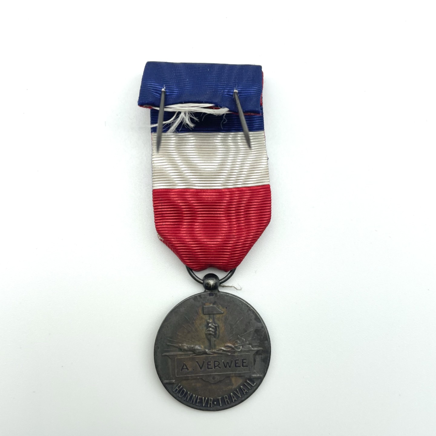 勋章奖章交易所7月16日拍卖 法国工业部奖章