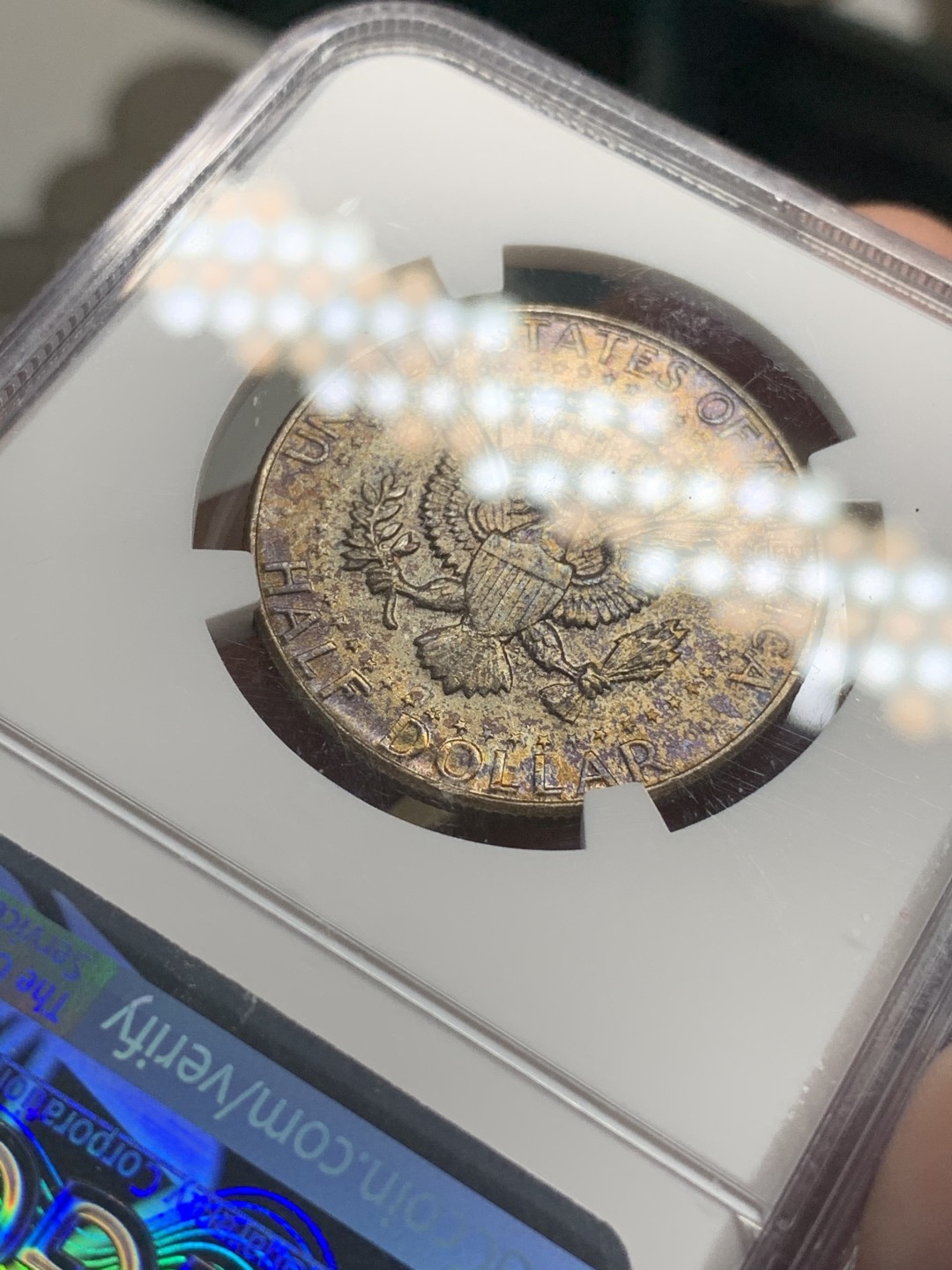 《竞宝斋》第73场-本周日，周一2场连拍（全场不限金额包邮） NGC MS62 美国 1964年 肯尼迪 半美元 50美分银币 原卷出品 阴阳面五彩 难得状态