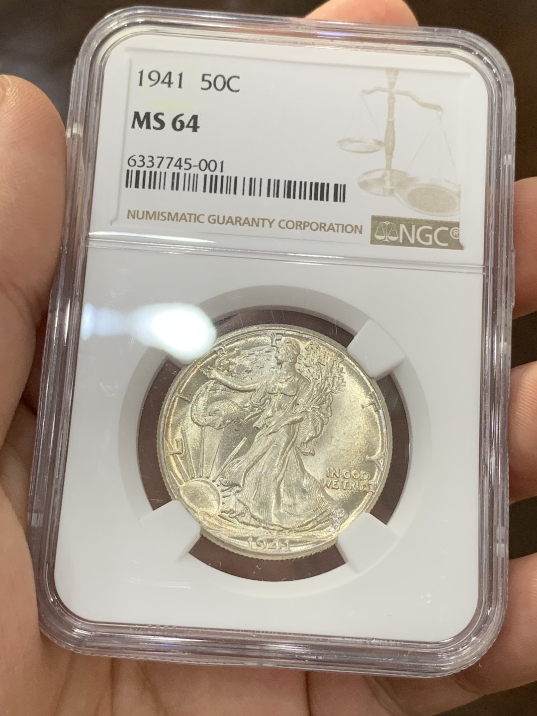 《竞宝斋》第73场-本周日，周一2场连拍（全场不限金额包邮） NGC MS64 1941年 美国行走女神半美元50美分银币 原卷出品 少见好品 BU转光