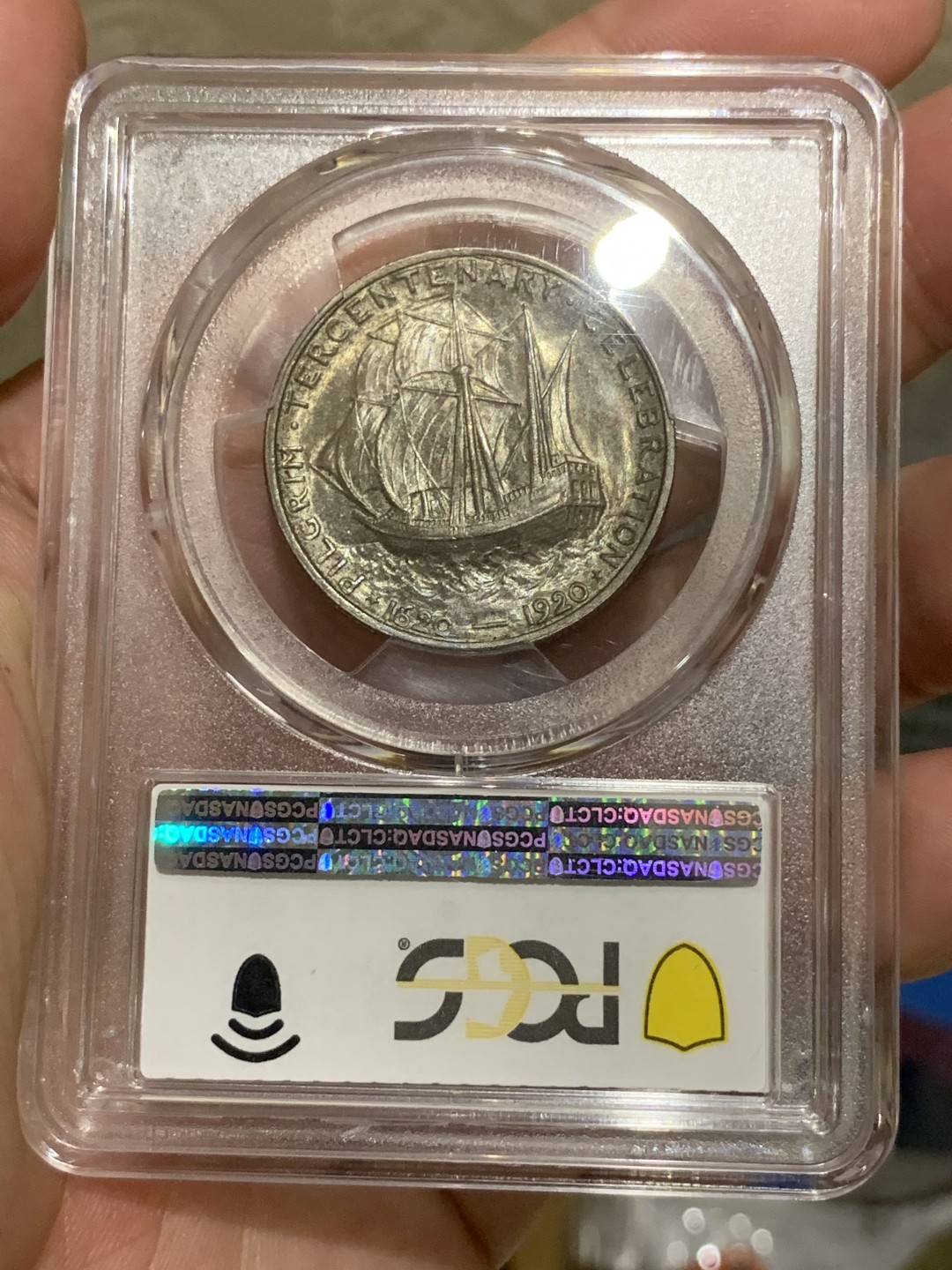 《竞宝斋》第73场-本周日，周一2场连拍（全场不限金额包邮） PCGS-MS64 美国 1920年 半美元 纪念银币 双面灰黑色包浆 味道很好