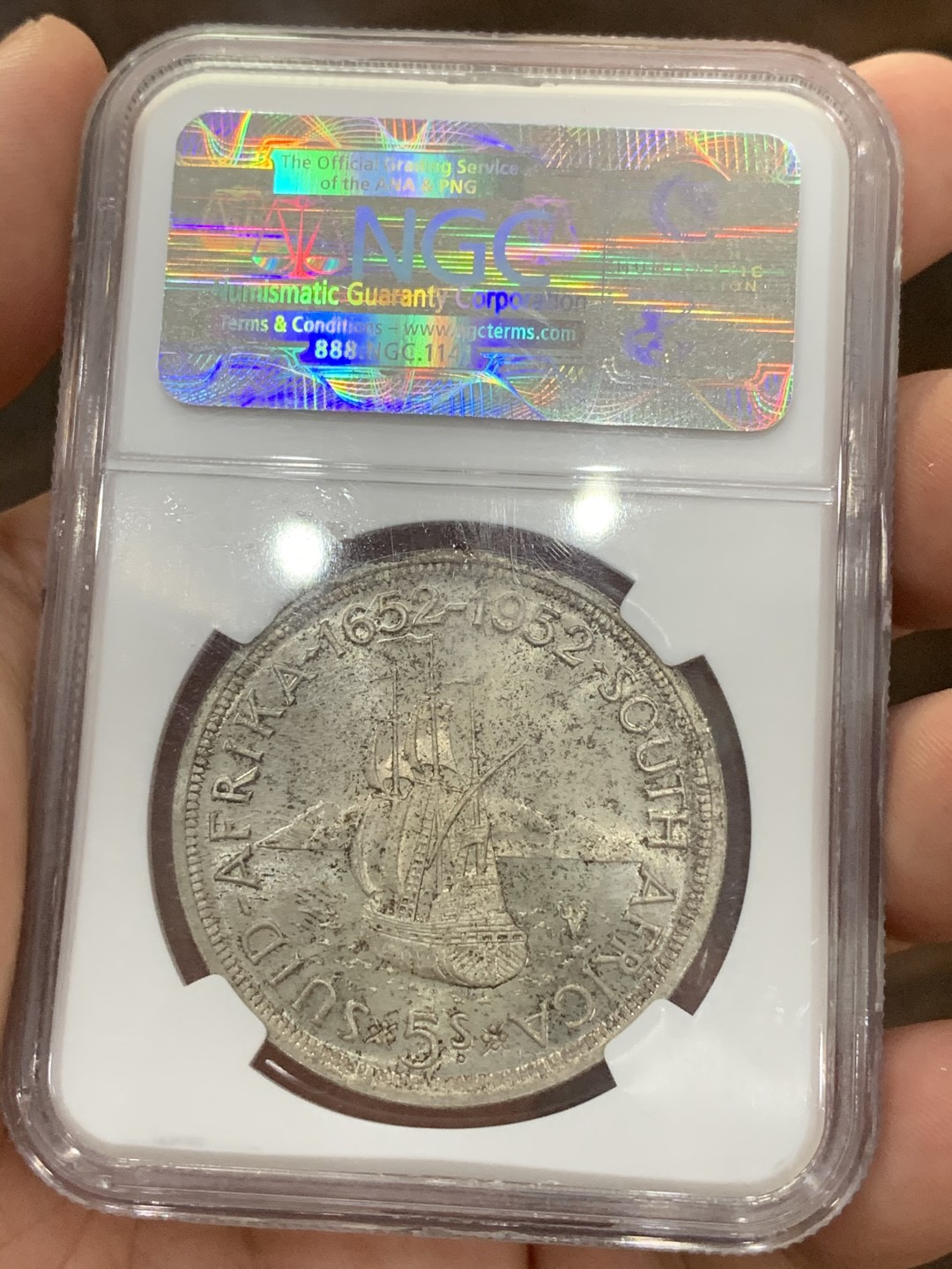 《竞宝斋》第73场-本周日，周一2场连拍（全场不限金额包邮） NGC-PF66 南非开普敦，1952 5先令大银币，回转十字光，pf66高分少见