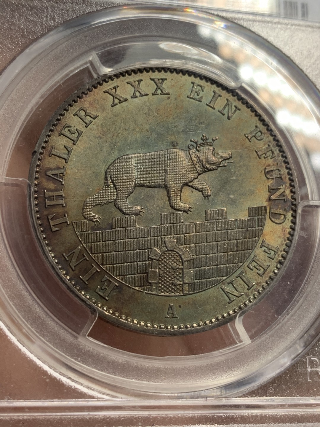 《竞宝斋》第73场-本周日，周一2场连拍（全场不限金额包邮） PCGS-MS63 德国 1862年 安哈特小熊爬墙泰勒 经典设计 超级五彩
