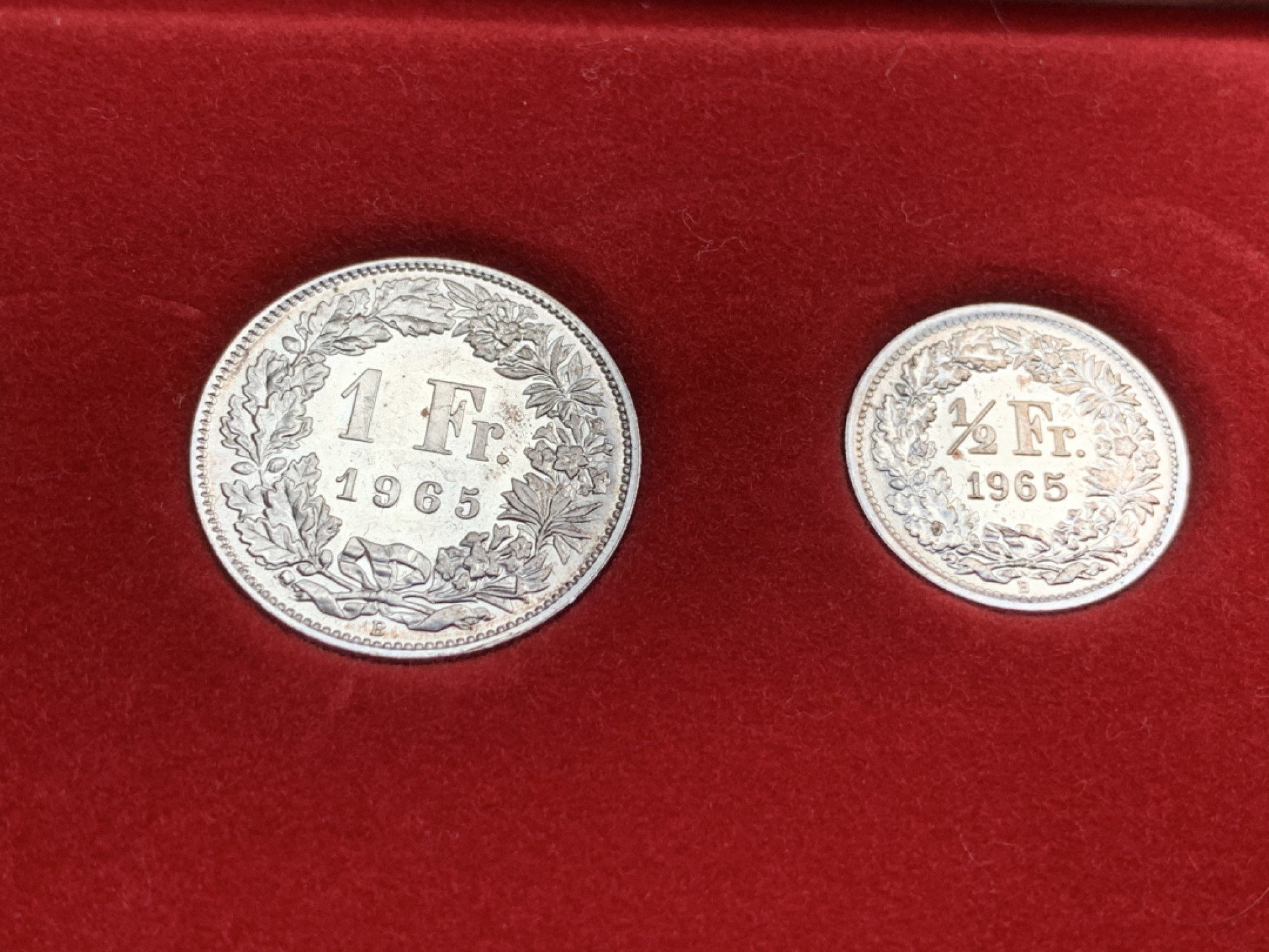 《竞宝斋》第73场-本周日，周一2场连拍（全场不限金额包邮） 瑞士1965/66年套币9枚 其中4枚大的是银币 全部BU级别品相