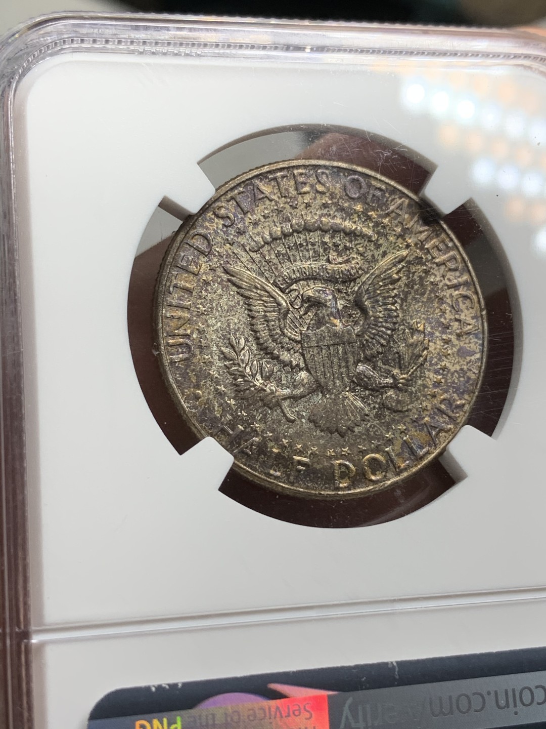 《竞宝斋》第73场-本周日，周一2场连拍（全场不限金额包邮） NGC MS62 美国 1964年 肯尼迪 半美元 50美分银币 原卷出品 阴阳面五彩 难得状态