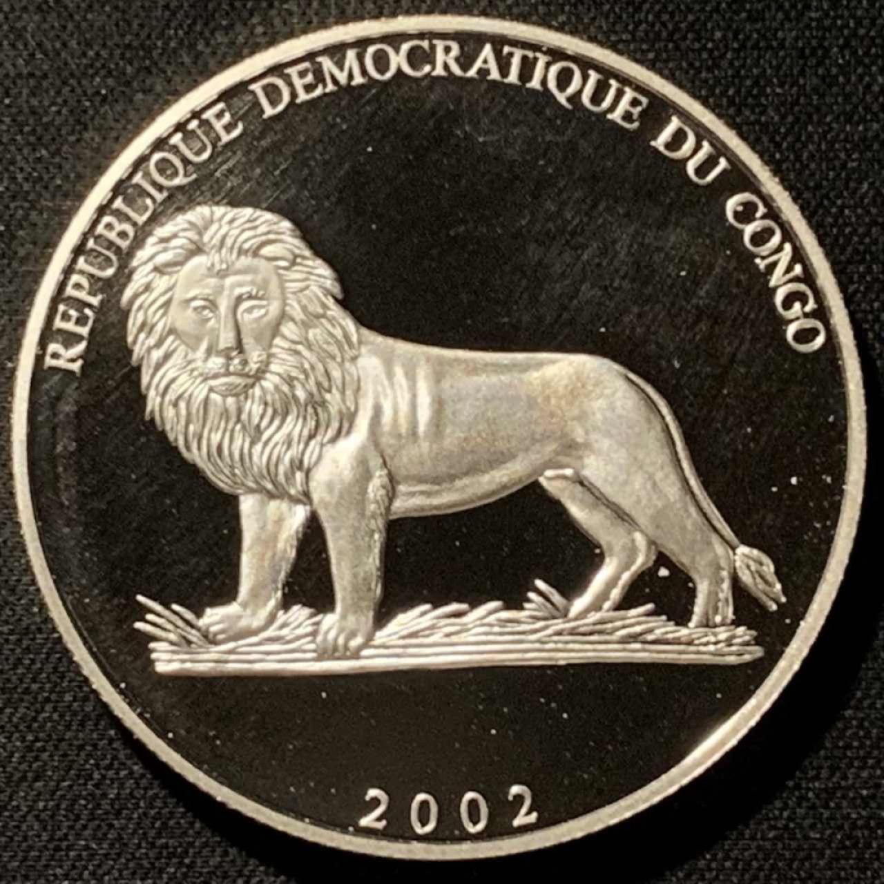 紫瑗钱币——第207期拍卖 刚果民主共和国  2002年 日韩世界杯 巴西队 10法郎 32克 0.999银 精制