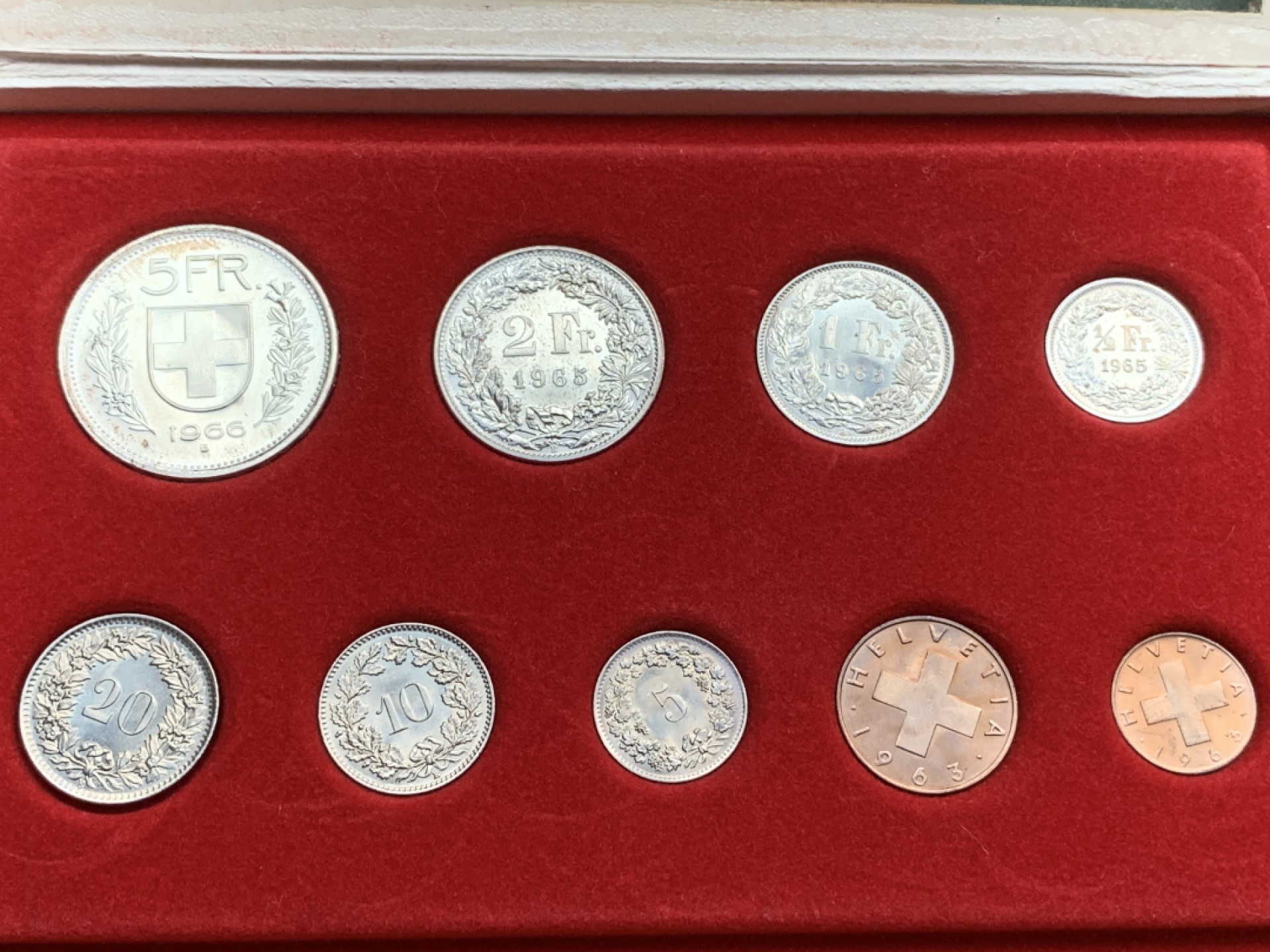 《竞宝斋》第73场-本周日，周一2场连拍（全场不限金额包邮） 瑞士1965/66年套币9枚 其中4枚大的是银币 全部BU级别品相