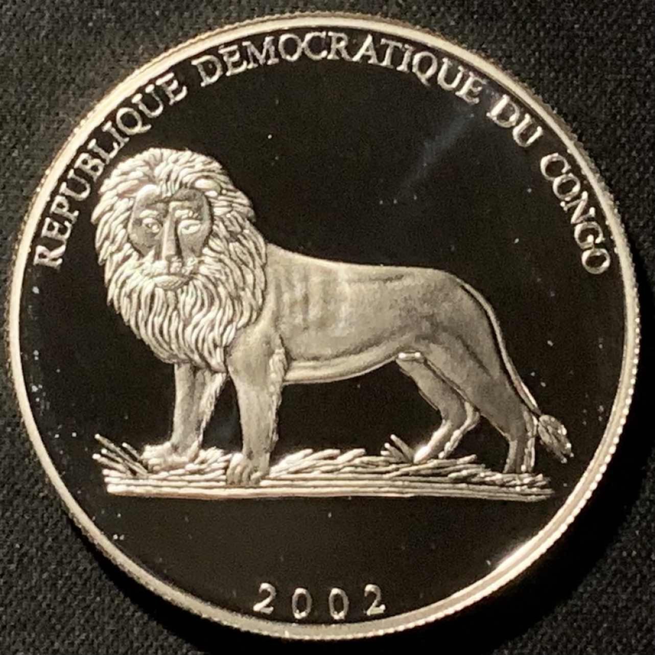 紫瑗钱币——第207期拍卖 刚果民主共和国 2002年 日韩世界杯 厄瓜多尔队 10法郎 31.1克 0.925银 精制