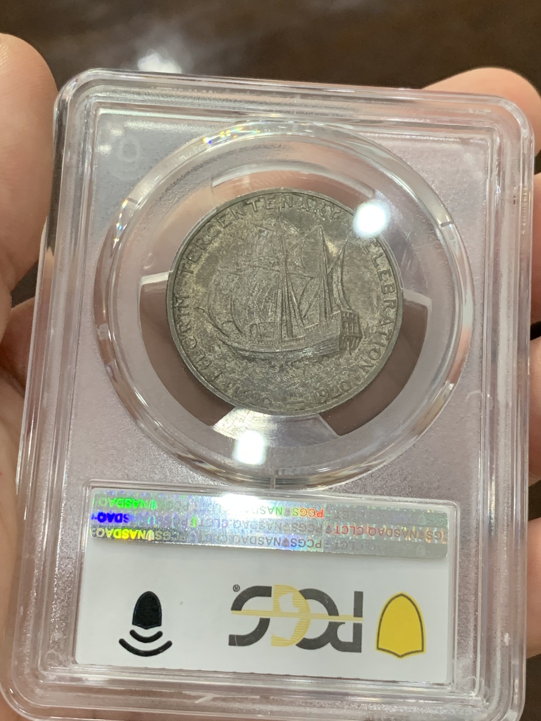 《竞宝斋》第73场-本周日，周一2场连拍（全场不限金额包邮） PCGS-MS64 美国 1920年 半美元 纪念银币 双面灰黑色包浆 味道很好