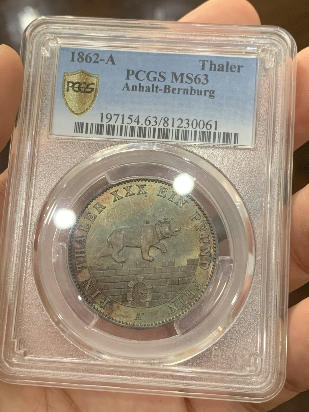 《竞宝斋》第73场-本周日，周一2场连拍（全场不限金额包邮） PCGS-MS63 德国 1862年 安哈特小熊爬墙泰勒 经典设计 超级五彩