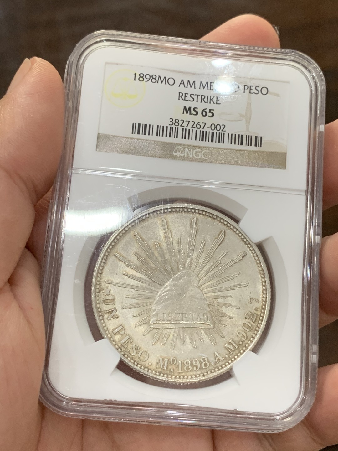 《竞宝斋》第73场-本周日，周一2场连拍（全场不限金额包邮） NGC-MS65 墨西哥 1898年 直边鹰洋 后铸版