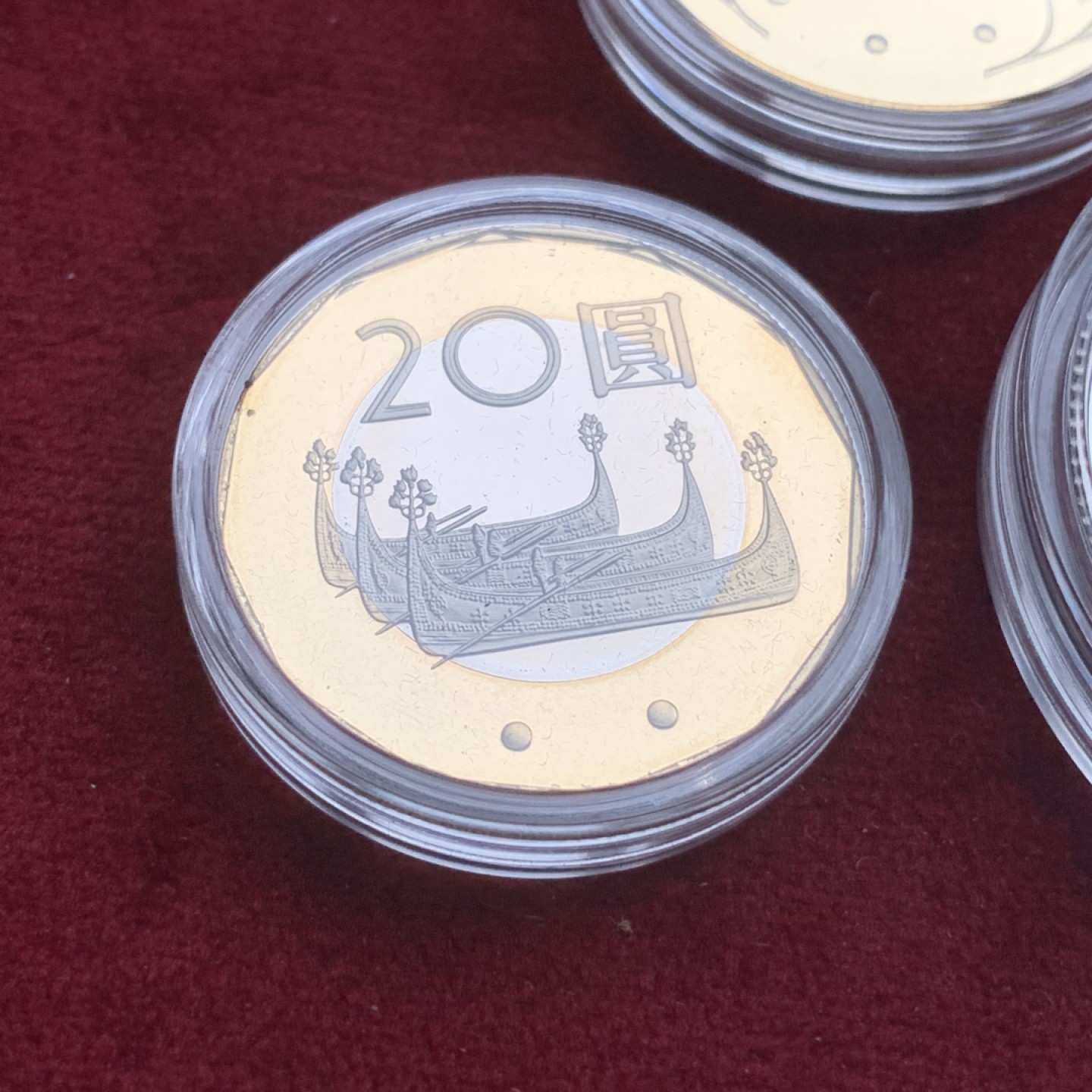 《竞宝斋》第73场-本周日，周一2场连拍（全场不限金额包邮） 中国 台湾 2013年 生肖蛇年 精制 纪念币一套 100台币为1盎司银币 保存的非常好