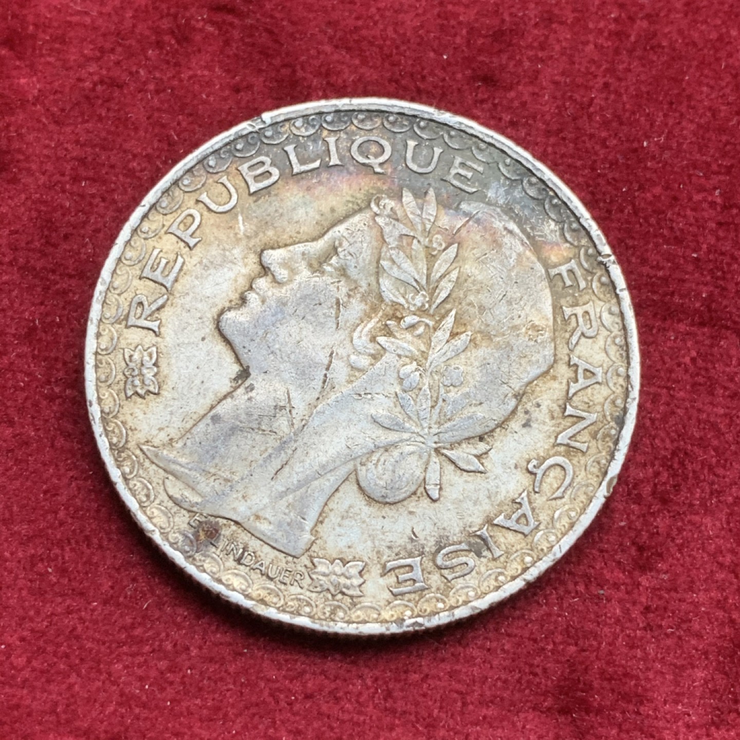 《竞宝斋》第73场-本周日，周一2场连拍（全场不限金额包邮） 法属印支 1931年 1P 银币 又称最后的坐洋 原味包浆