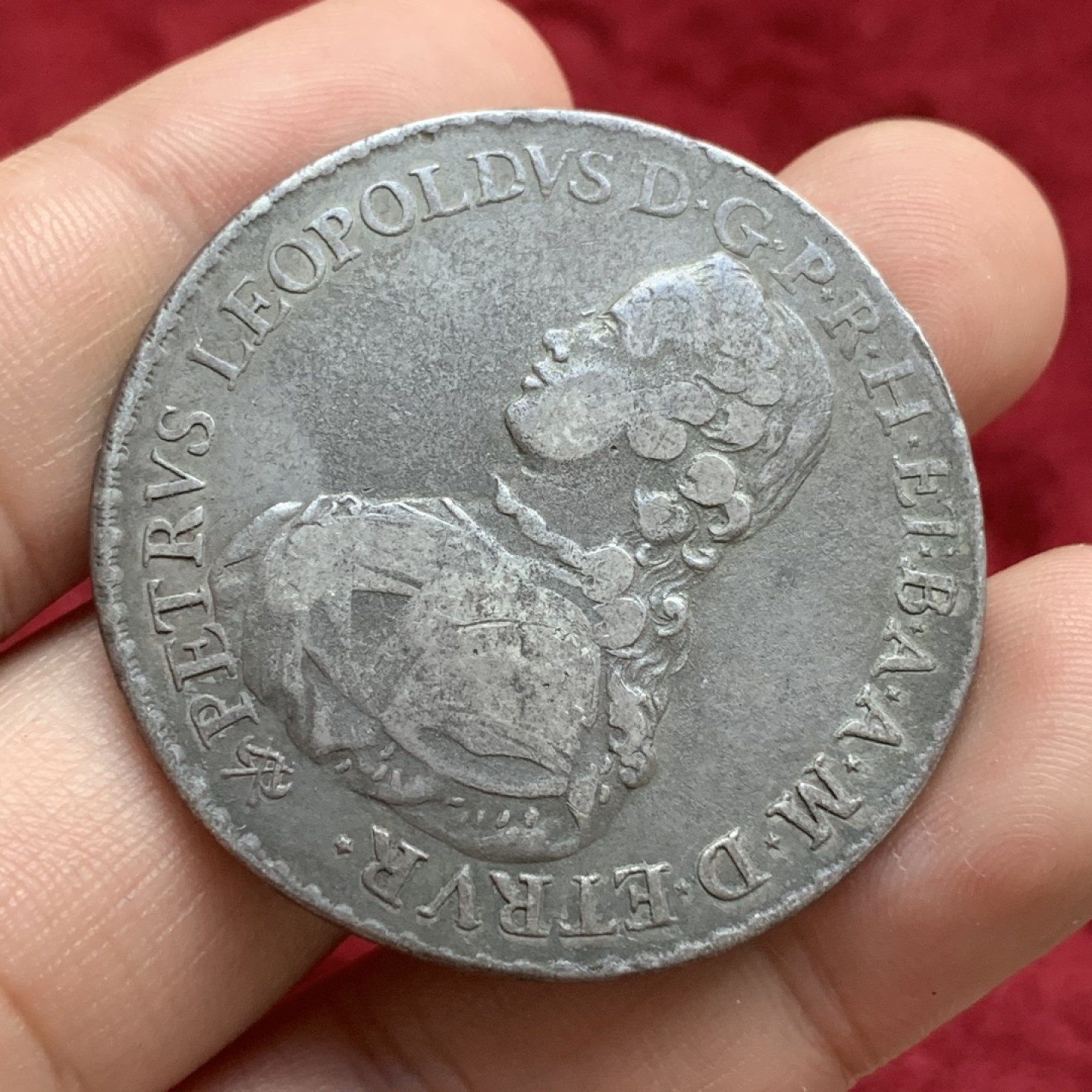 《竞宝斋》第73场-本周日，周一2场连拍（全场不限金额包邮） 意大利1767年 托斯卡纳 彼得罗·莱奥波尔多一世 1F大银币 只有2个年份，书价高 917银 27.4克