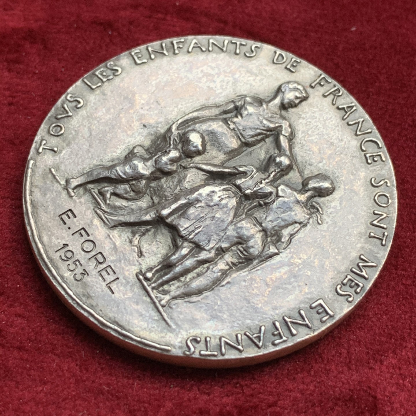 《竞宝斋》第73场-本周日，周一2场连拍（全场不限金额包邮） 法国1953年 国家教育奖章 银质 44.9克 