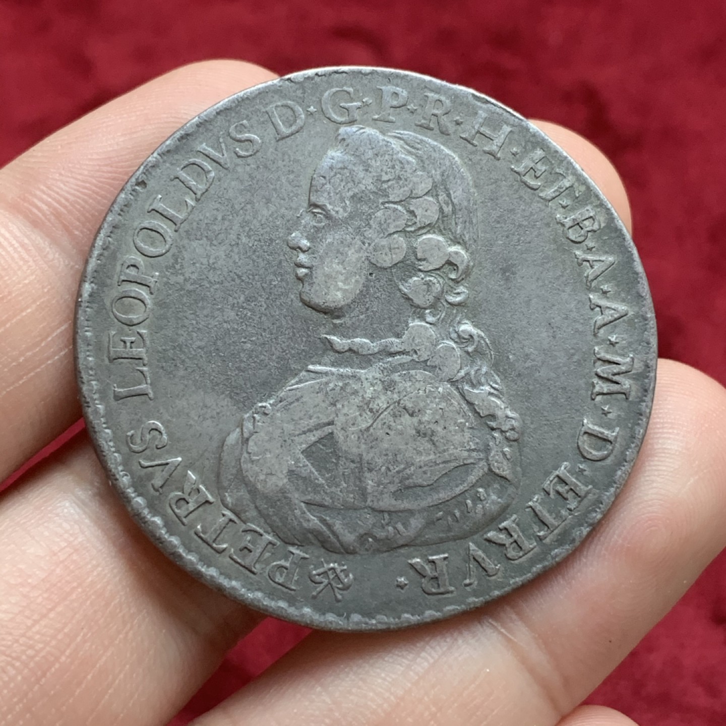《竞宝斋》第73场-本周日，周一2场连拍（全场不限金额包邮） 意大利1767年 托斯卡纳 彼得罗·莱奥波尔多一世 1F大银币 只有2个年份，书价高 917银 27.4克