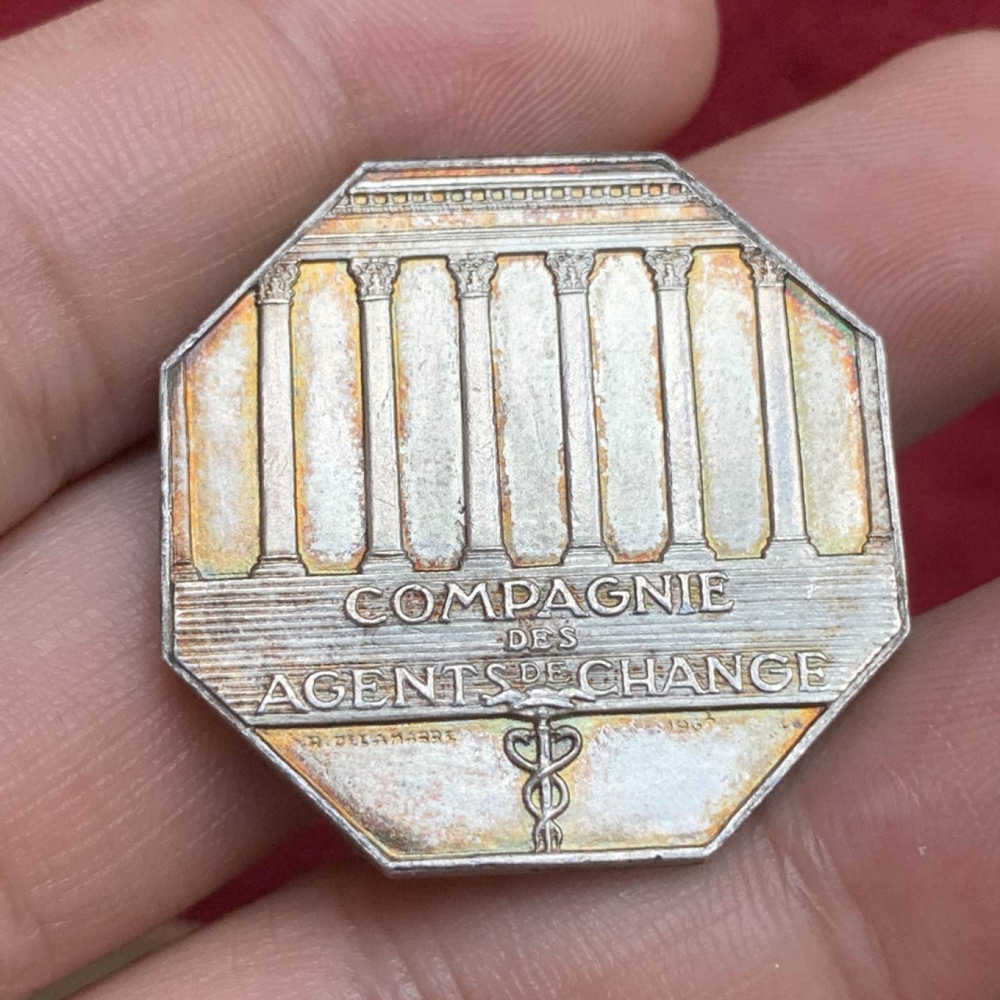 《竞宝斋》第73场-本周日，周一2场连拍（全场不限金额包邮） 法国 八角银质代币  21.51克