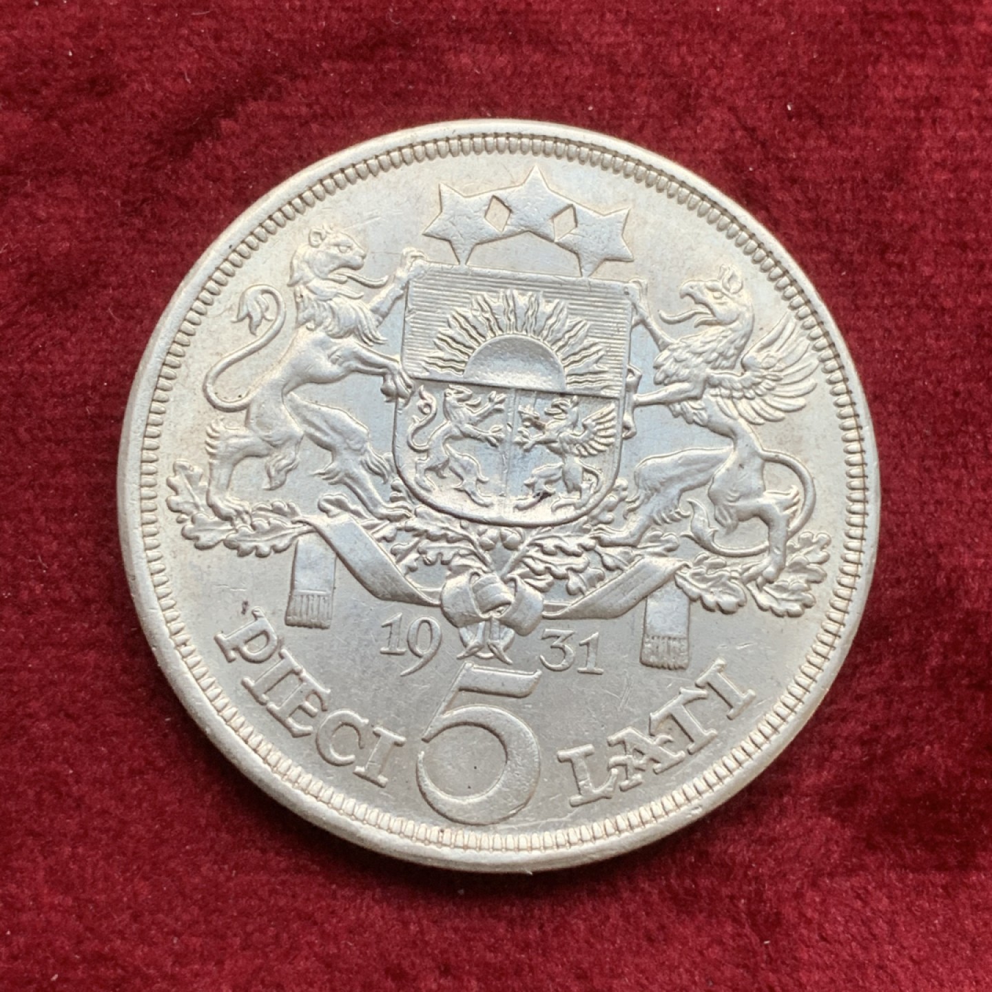 《竞宝斋》第73场-本周日，周一2场连拍（全场不限金额包邮） 1931拉脱维亚5拉特 银币 好品  最近上涨的非常厉害