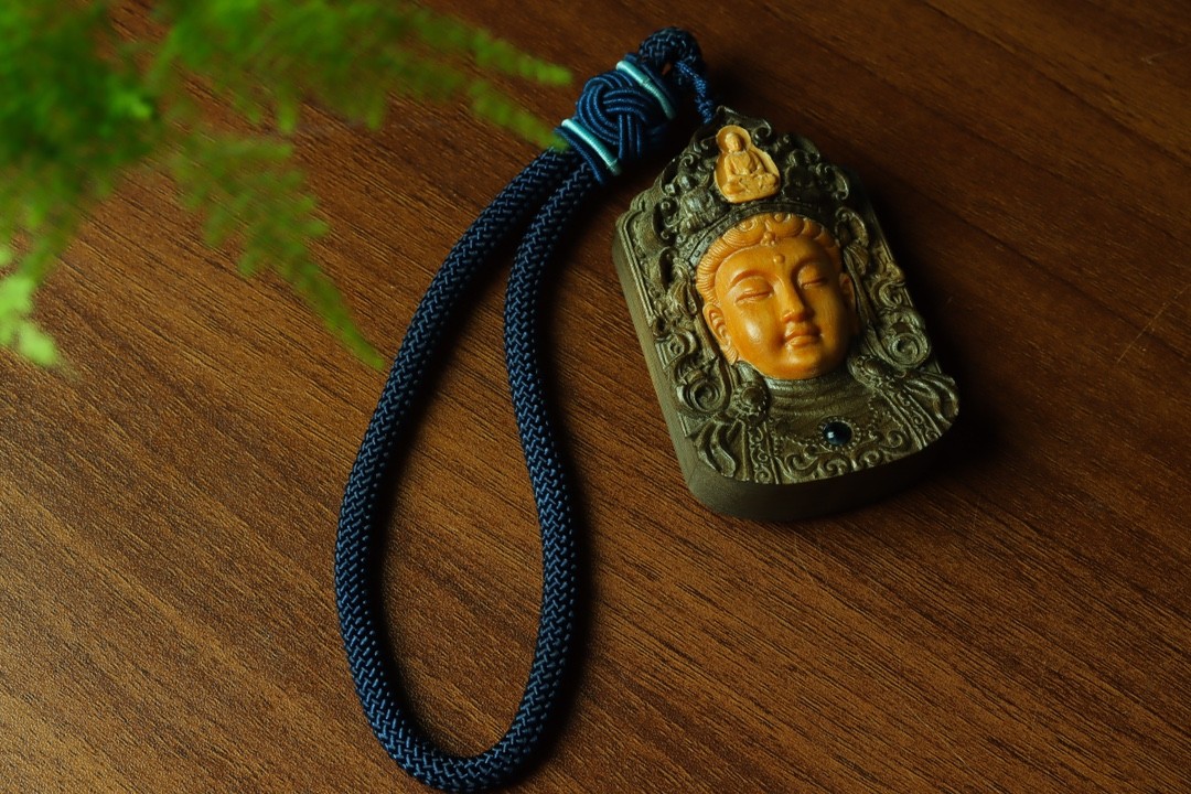 金丝楠阴沉木观音普度投影款挂件