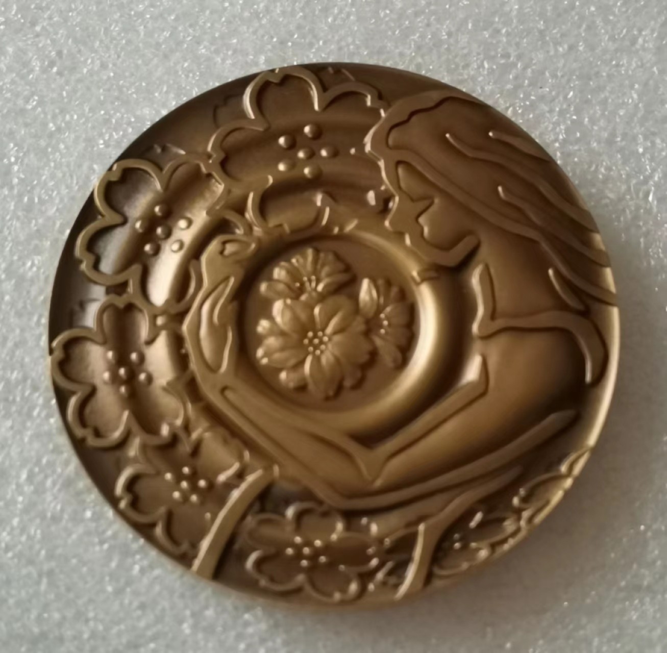 瓶子🏺第47期拍卖会 日本2010年樱花系列都锦纪念铜章（原盒）