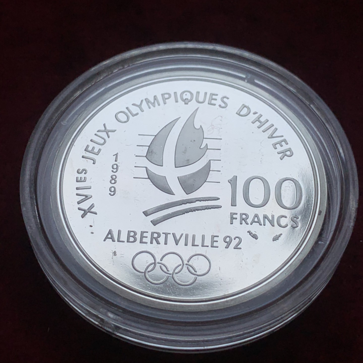 《竞宝斋》第74场-套币裸币专场 本周日，周一，周四.3场连拍（全场不限金额包邮） 法国1990年 双人滑冰 100法郎 精制大银币 22.2克