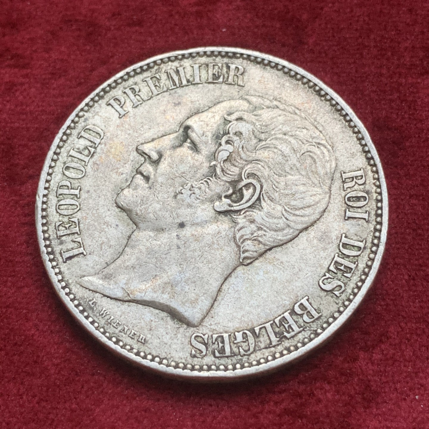 《竞宝斋》第74场-套币裸币专场 本周日，周一，周四.3场连拍（全场不限金额包邮） 比利时1849年利奥波德一世5法郎大银币 原味好品